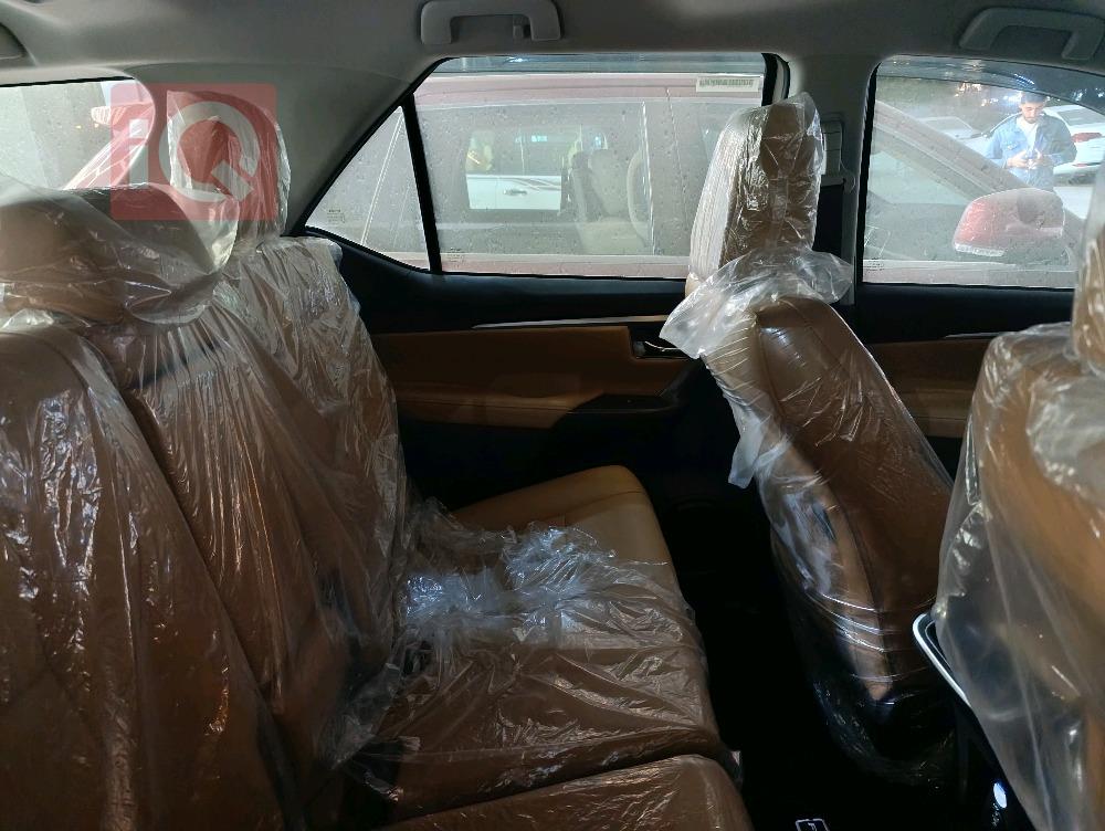 تۆیۆتا فۆرچێنەر